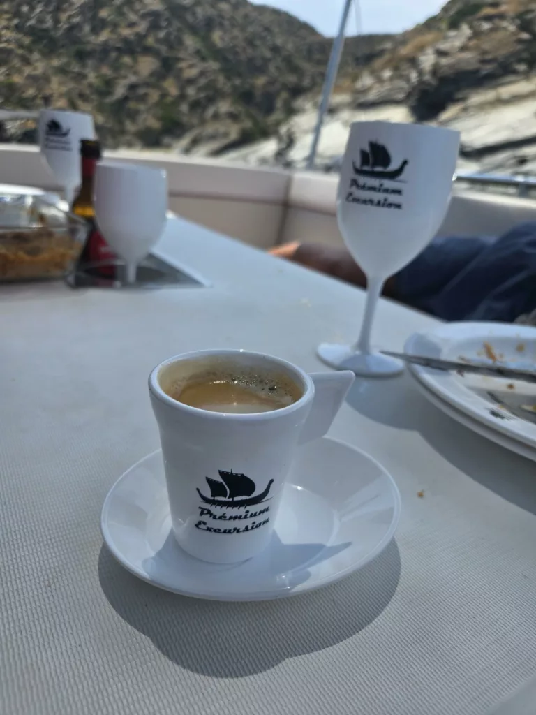 Un café après le repas ?